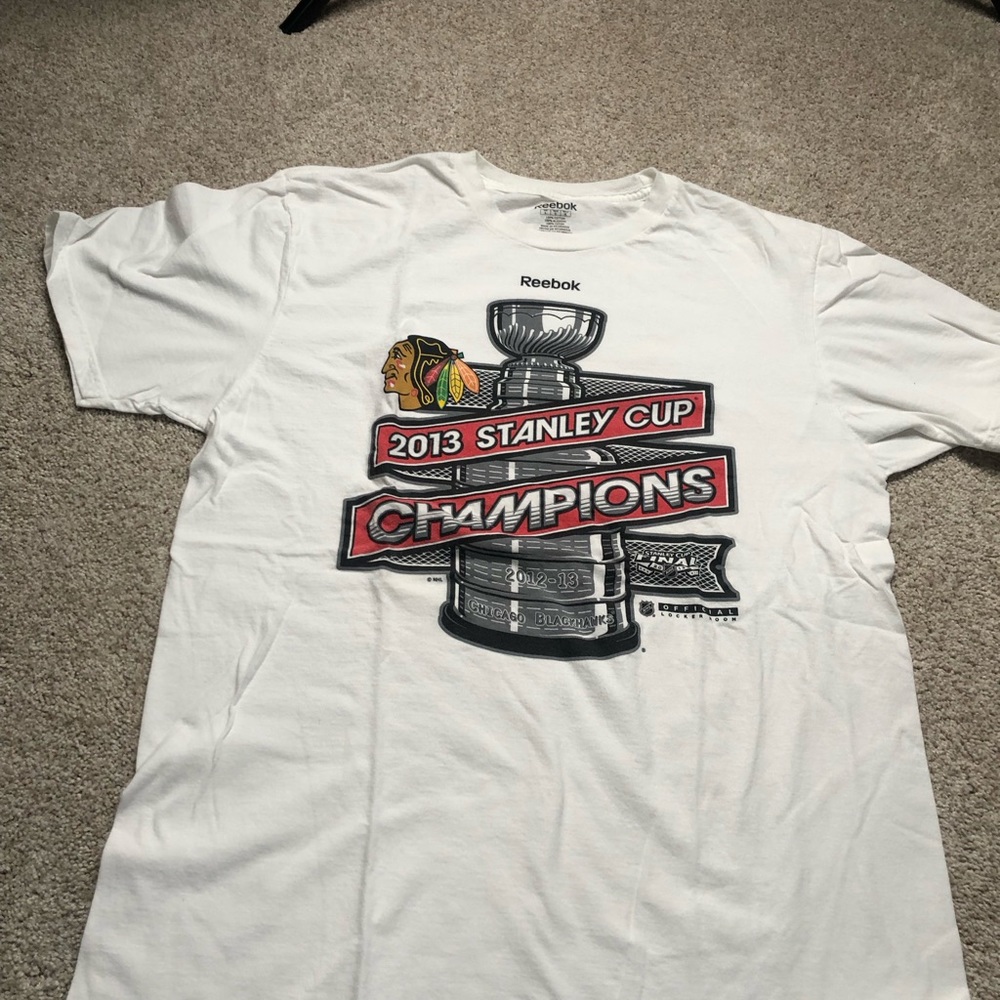 Chicago BlackHawks Reebok Large White T-Shirt